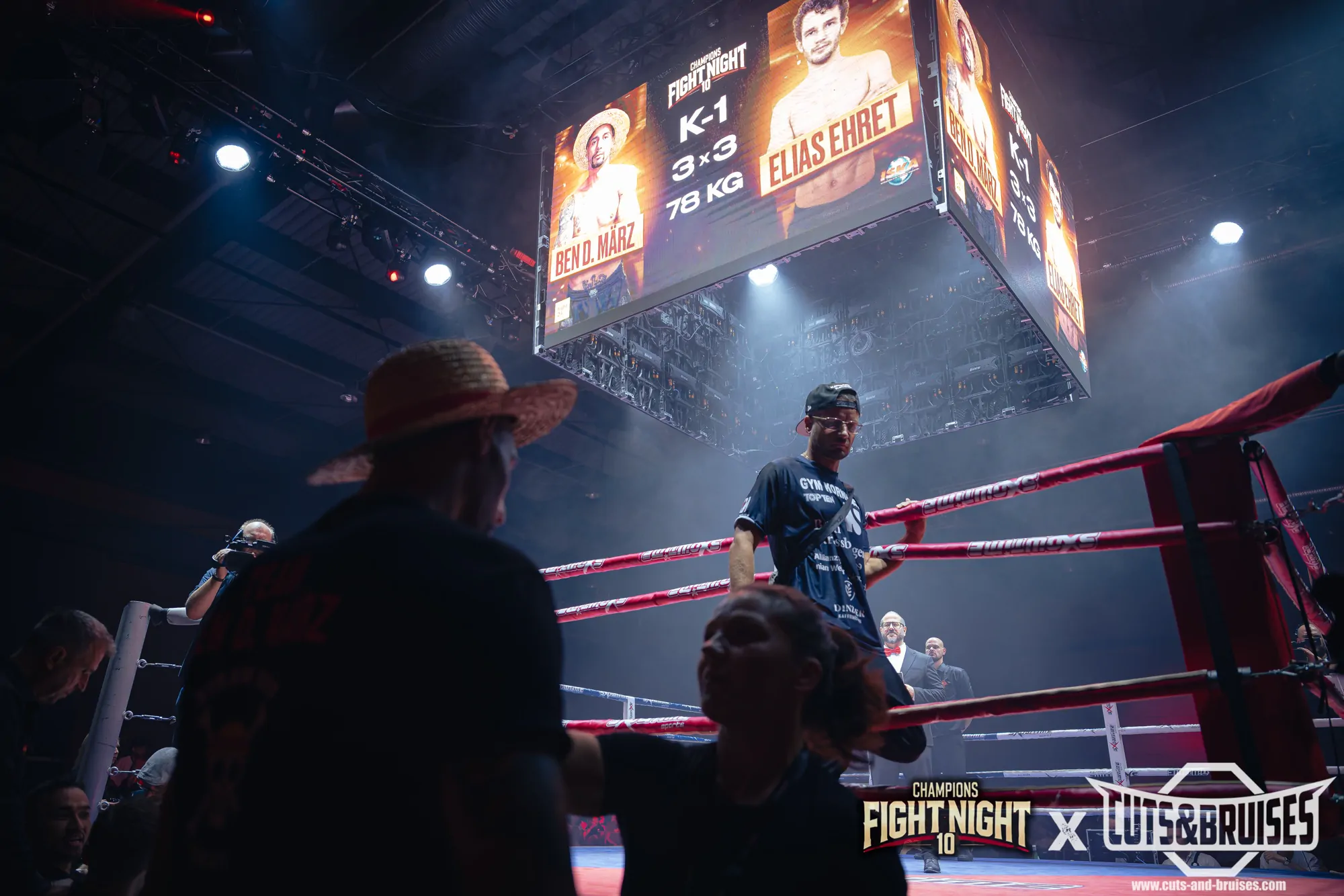 champions fight night 10, sick arena freiburg — fighter ring-walk under the jumbotron