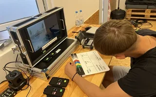 Vorschau: Filmklappe und Monitor
